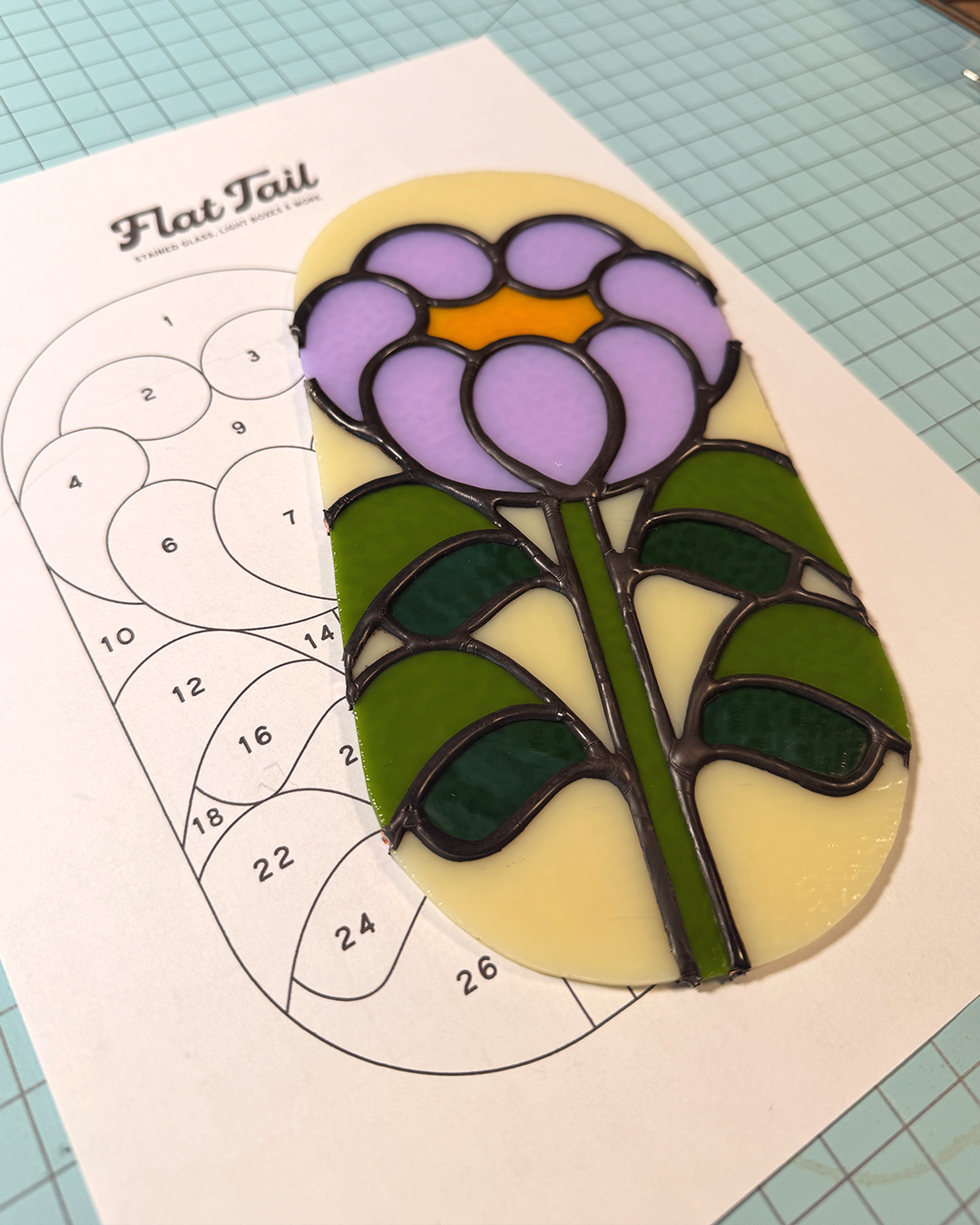 Buttercup Flower - Pill Pattern