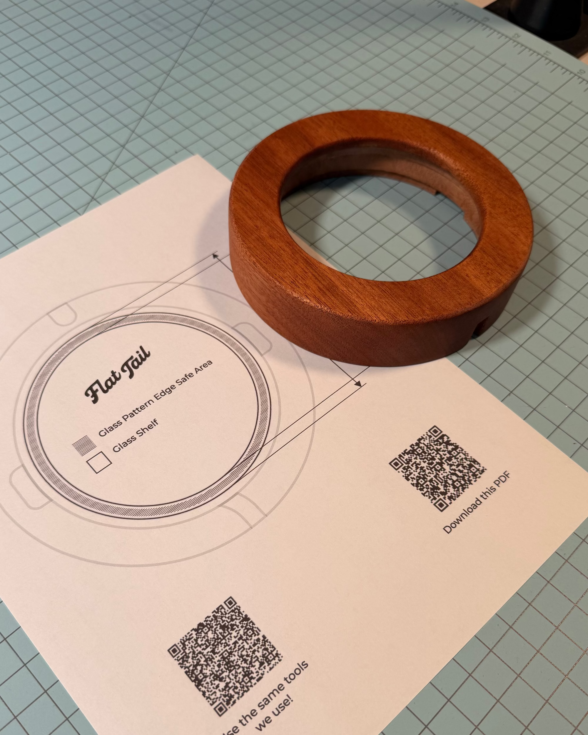 Small Circle Frame - Light Box