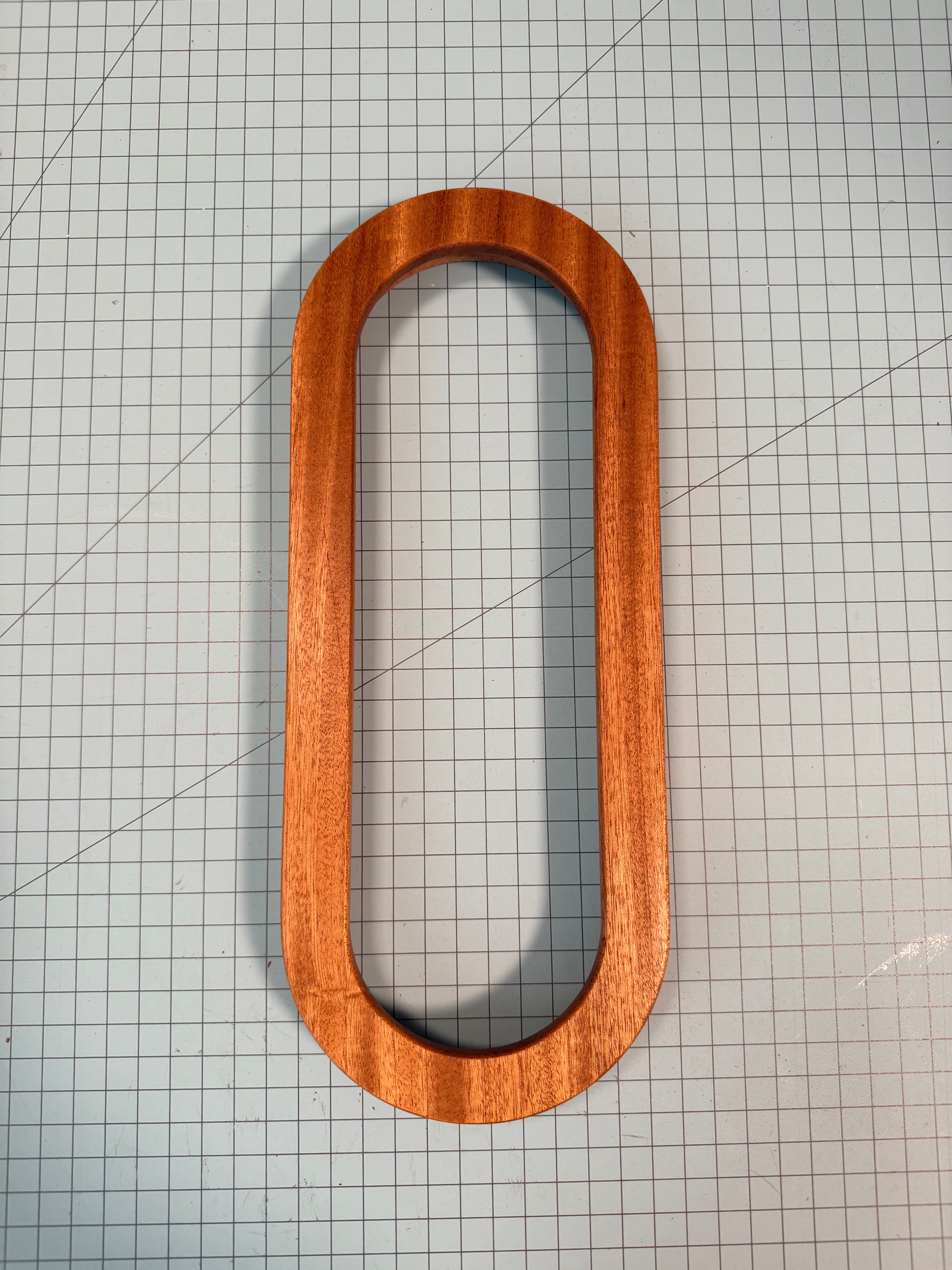 01 Long Frame - Light Box (Small scratch)