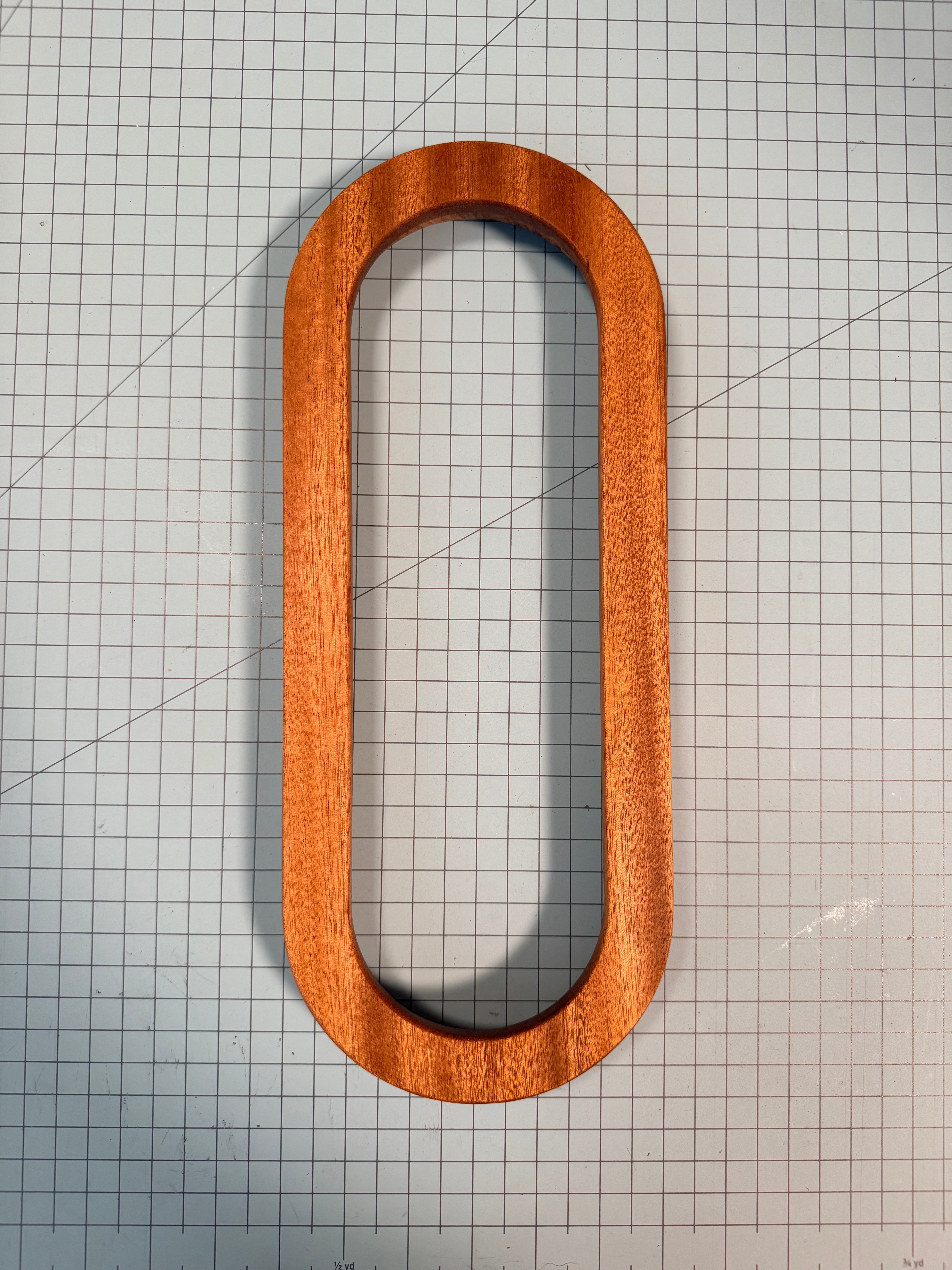 02 Long Frame - Light Box (Small scratch)