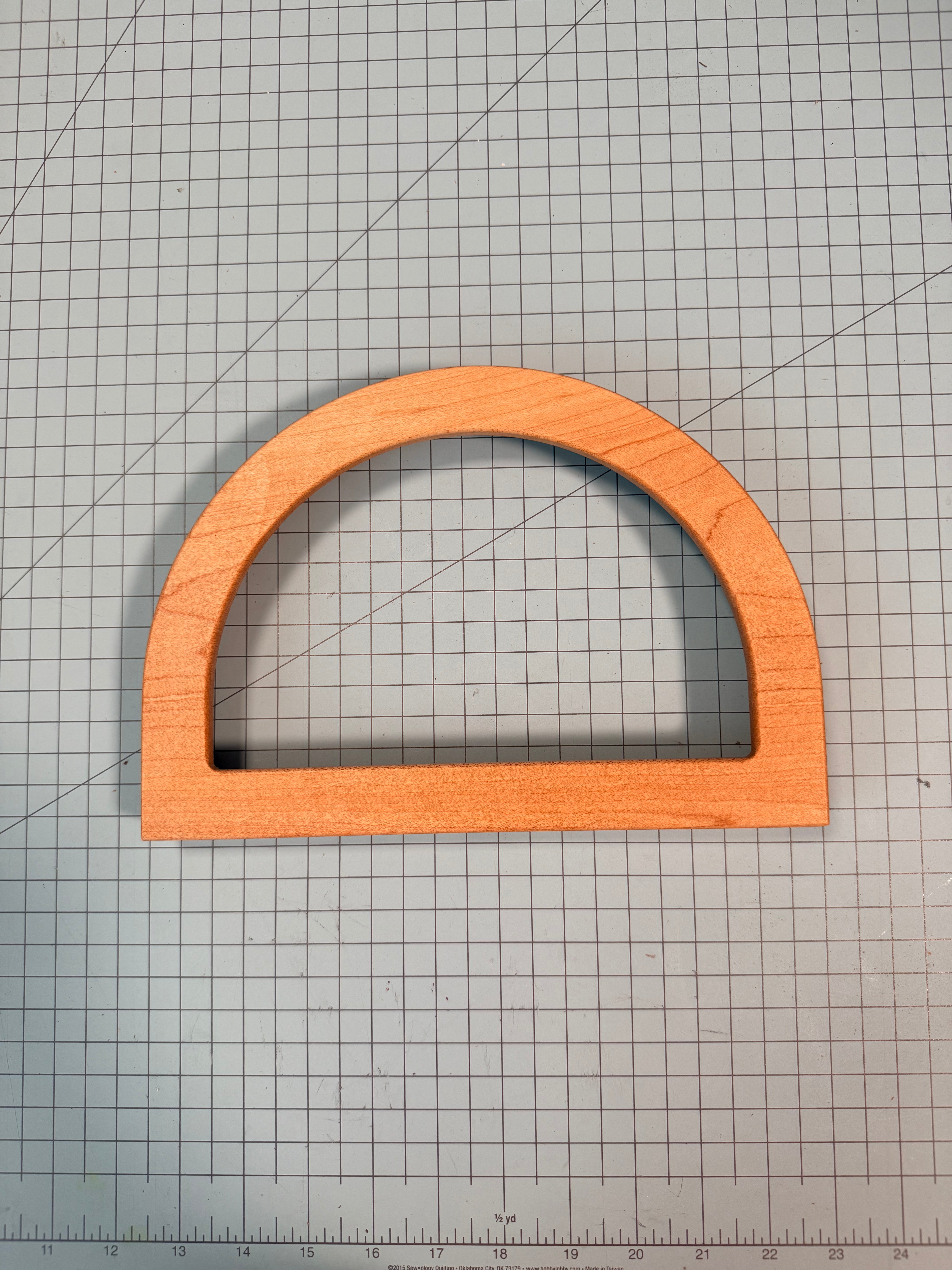 10 Maple D Frame - Light Box