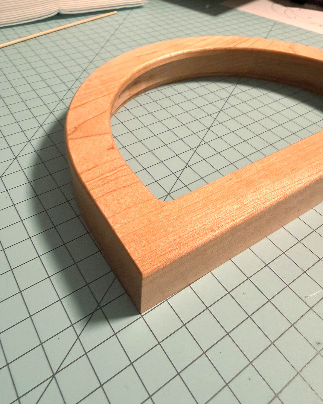 Maple "D" Frame - Light Box